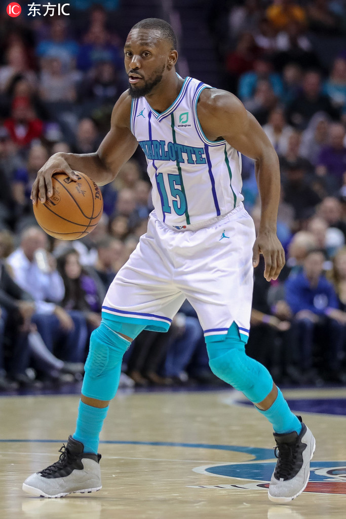 尤其是在他 尤其是在他