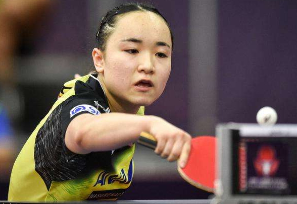 与另外两位 与另外两位